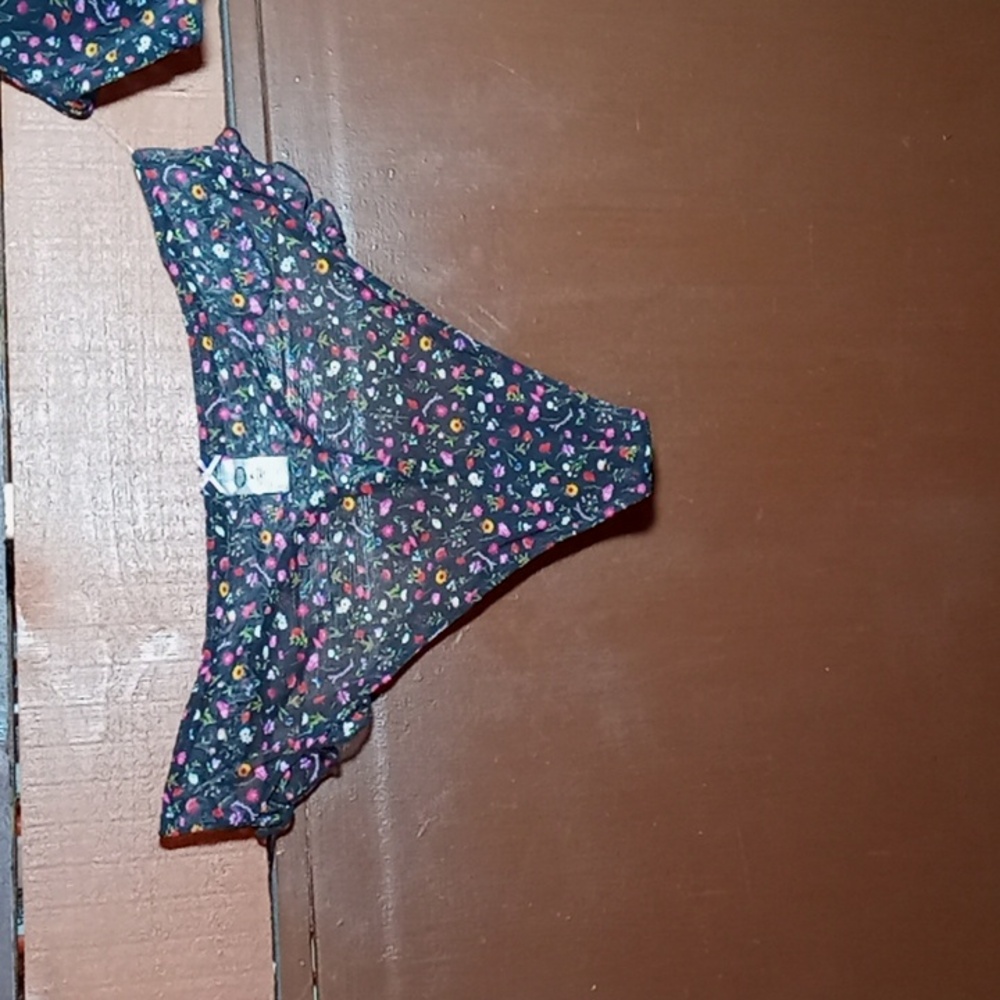 NWT Feminine Parade Multiple sizes sexy Black Floral Padded Underwire bra  Thong - Picture 3 of 13